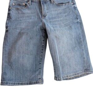 Banana Republic Bermuda Shorts Womens Size 28/6 Light Wash Blue Mid Rise Denim